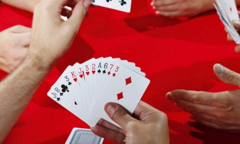 Cách Đánh Bài Tiến Lên Luôn Thắng Từ Cao Thủ 3 Quản Lý Bộ Bài Hiệu Quả